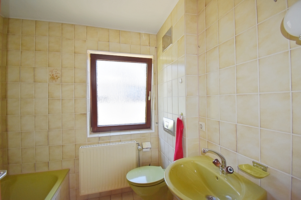 Badezimmer DG (Ansicht)