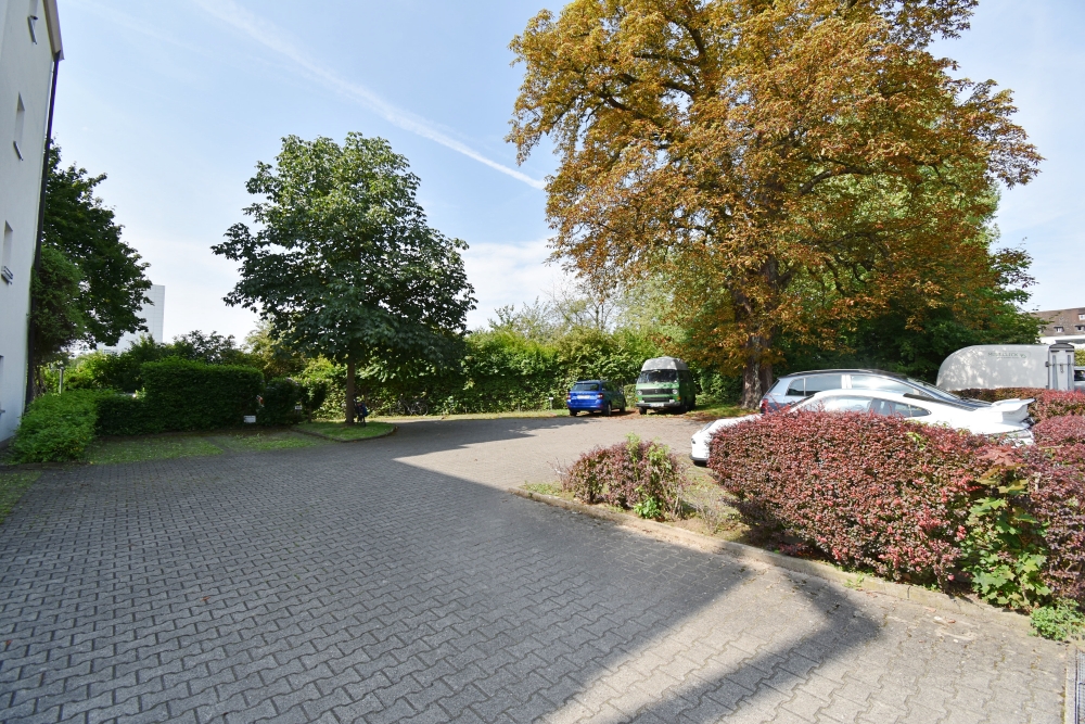 Pkw-Außenstellplätze