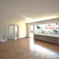 Wohnzimmer (Ansicht 2)