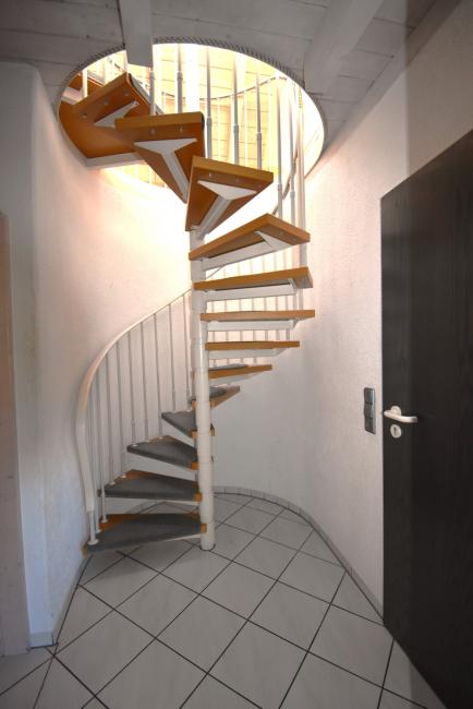 Treppe ins 2. Dachgeschoss (Studio)