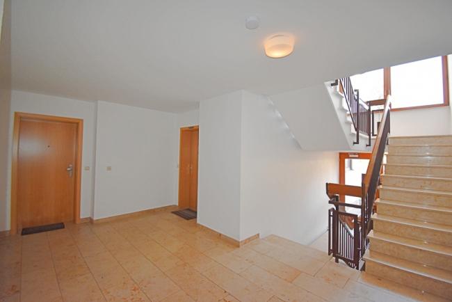 Treppenhaus / Wohnungseingang