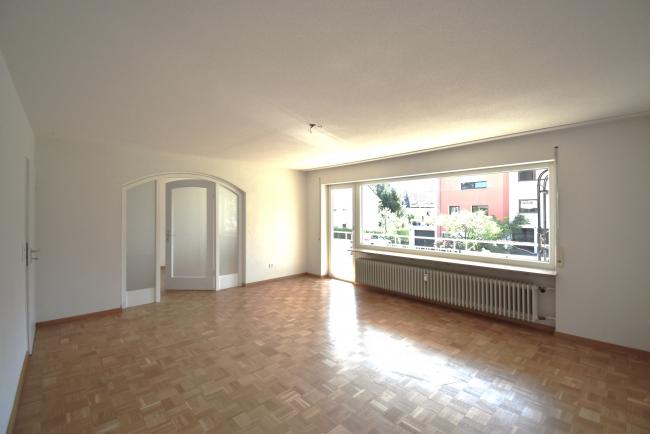 Wohnzimmer (Ansicht 2)